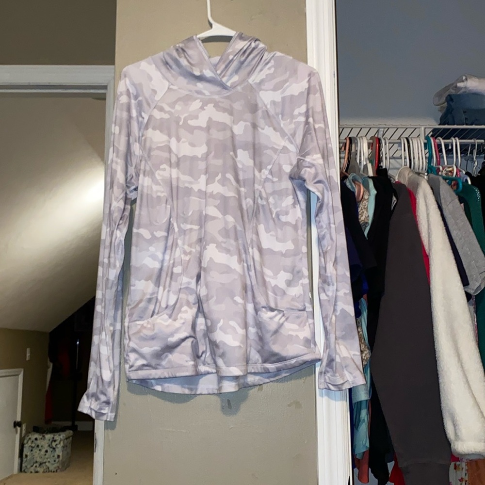 camo pullover